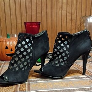 Attention Black Cutout Peep-Toe Heels